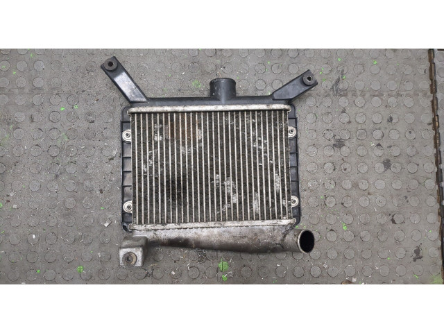 Интеркулер  Toyota RAV 4 2000-2005 2.0      