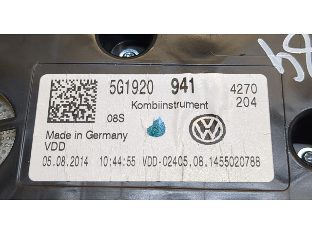 Панель приборов  Volkswagen Golf 7 2012-2017       5G1920941     