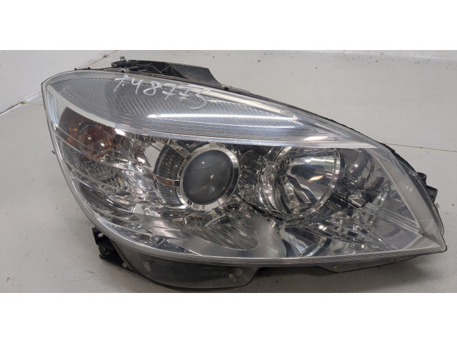 Фара передняя  Mercedes C W204 2007-2013 правая 