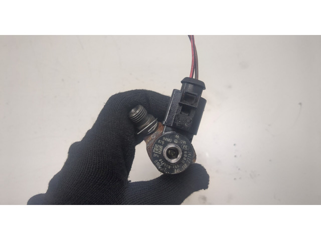 Форсунка топливная  Volkswagen Tiguan 2016-2020    04L130277AC, 0445110469     