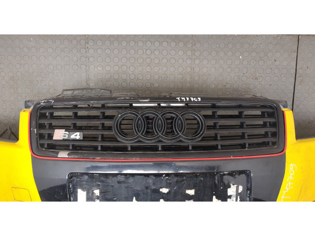 Бампер  Audi A4 (B6) 2000-2004 передний   