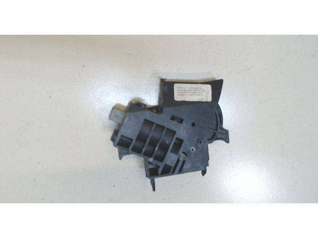 Замок багажника  Audi A4 (B7) 2005-2007       