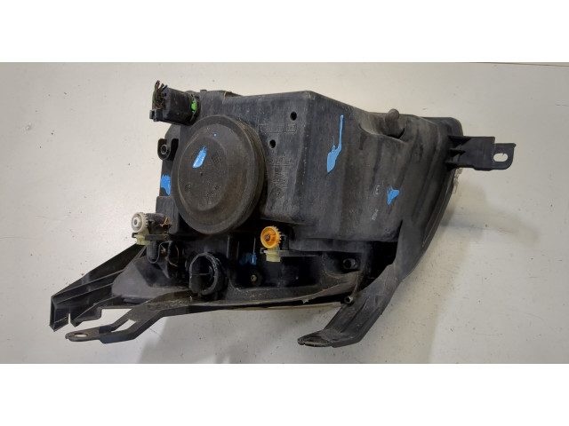 Фара передняя  Ford Fusion 2002-2012 правая 