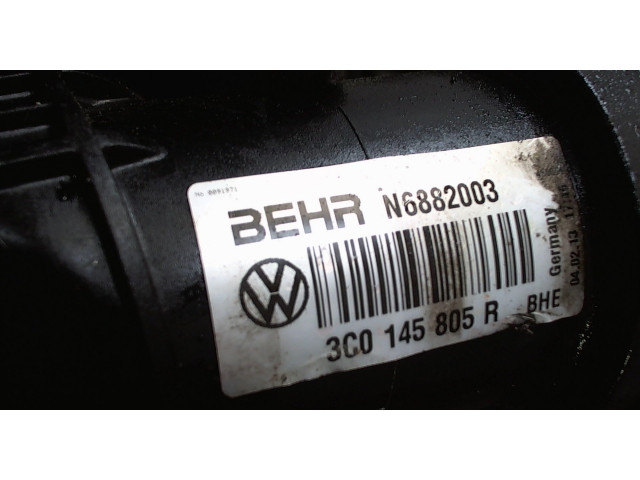 Интеркулер  Volkswagen Tiguan 2011-2016 2.0  3C0145805R    