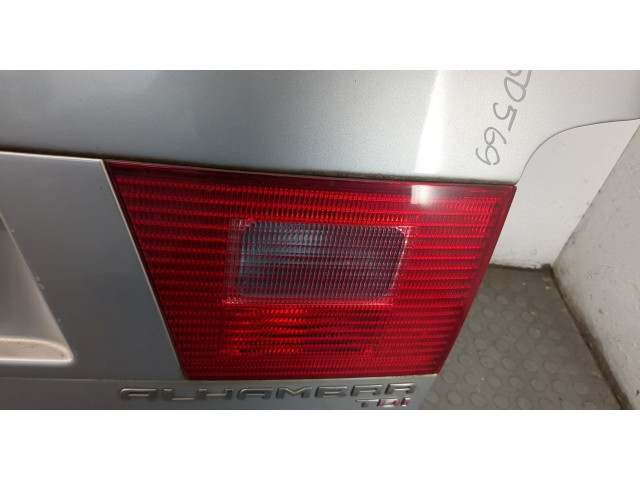 Замок багажника  Seat Alhambra 1996-2010       