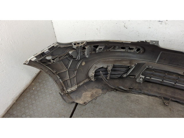Бампер  Volkswagen Golf Plus передний   5M0807217E