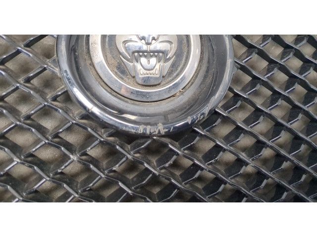 Решетка радиатора  Jaguar XF 2007-2015          