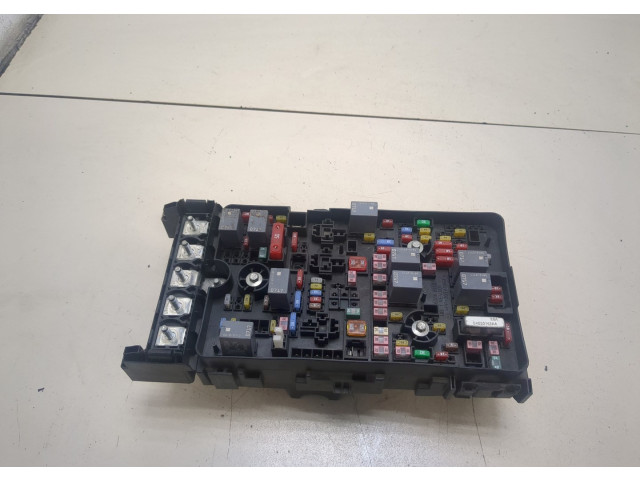 Блок предохранителей  Jeep Cherokee 2013-      68264536ab   