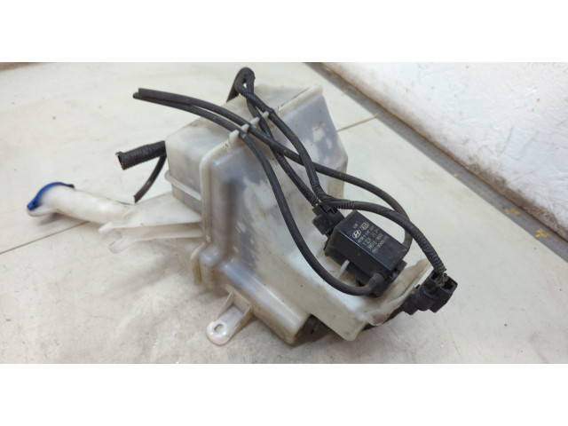 Бачок омывателя  Hyundai i40 2011-2019 986103Z300   