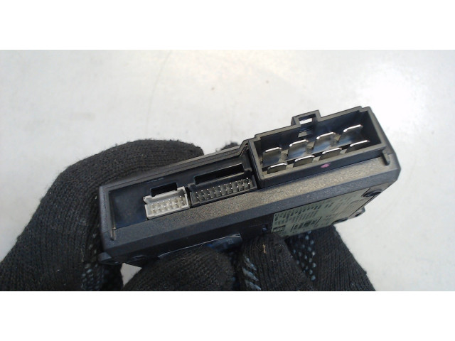 Блок комфорта  Nissan Pathfinder 2012-2017      NH00000016930   