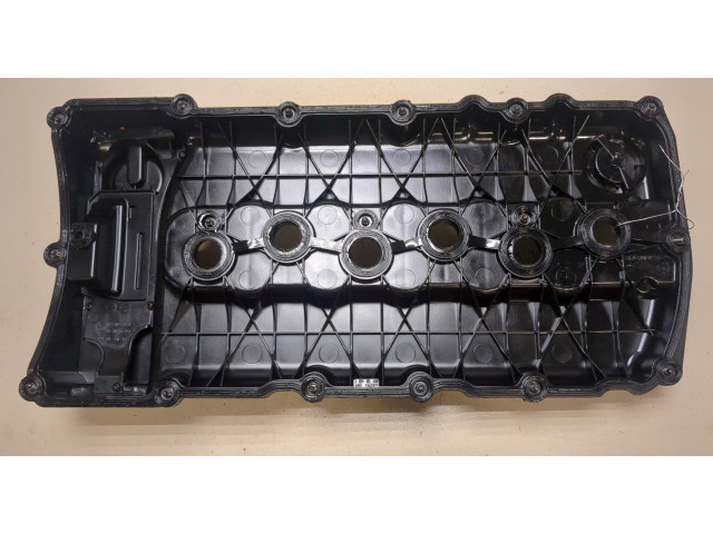 Клапанная крышка двигателя ДВС  Volkswagen Touareg 2010-2014 3.6     