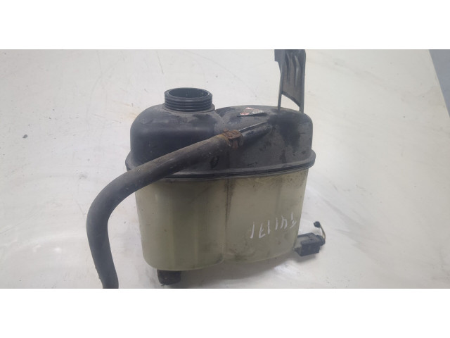 Бачок расширительный  Mercedes B W245 2005-2012      1.7