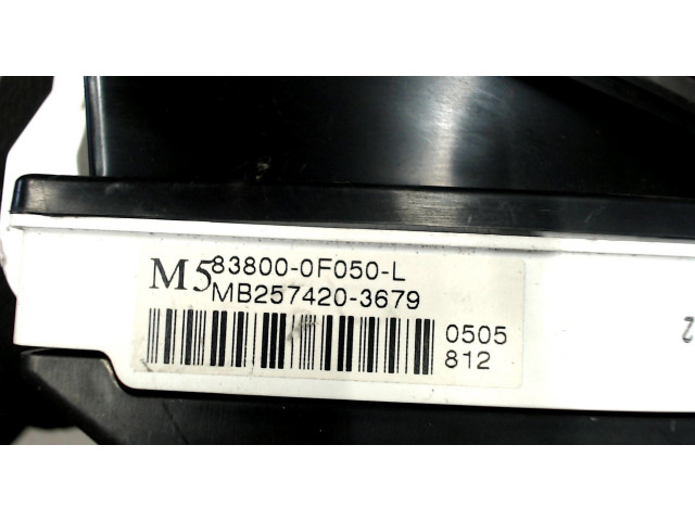 Панель приборов  Toyota Corolla Verso 2004-2009       838000F050       Дизель