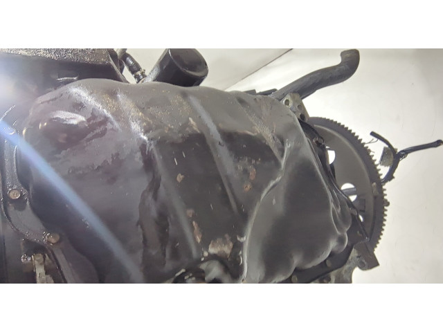 Форсунка топливная  Mazda Xedos 9         