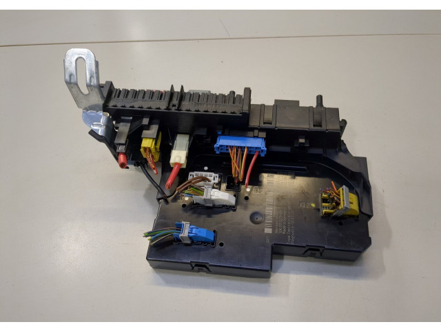 Блок предохранителей  Mercedes E W212 2009-2013      2129060405     2.1