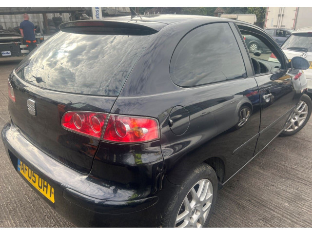 Стартер  Seat Ibiza 3 2001-2006 1.4  02T911023S   