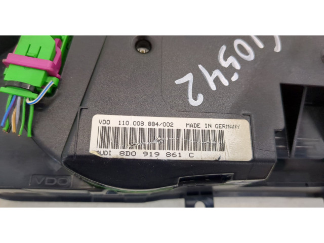 Панель приборов  Audi A4 (B5) 1994-2000       8D0919861C     