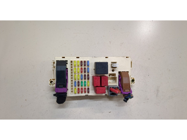 Блок предохранителей  Fiat Stilo      51759305   
