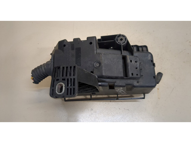 Блок предохранителей  Volvo XC90 2006-2014          2.4