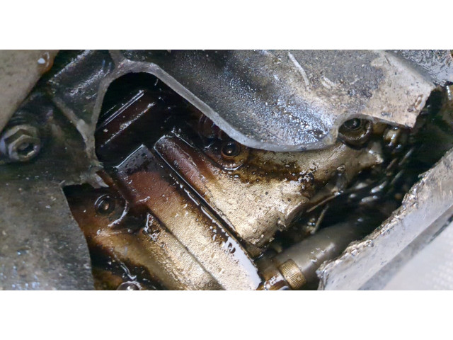Генератор  Volkswagen Touran 2003-2006       06F903023FX    