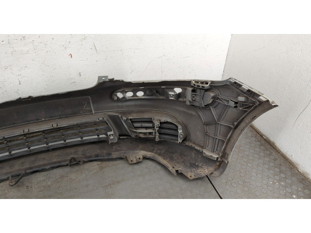 Бампер  Volkswagen Golf Plus передний   5M0807217E
