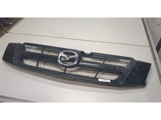 Решетка радиатора  Mazda Tribute 2001-2007          2.3 EF9250711AA