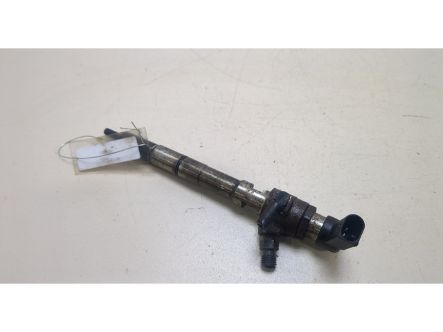 Форсунка топливная  Volkswagen Touran 2010-2015    03L130277S     