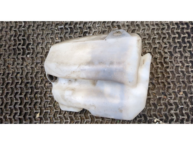 Бачок омывателя  Renault Megane 2 2002-2009 800104705   2  1.5