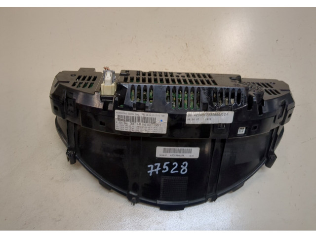 Панель приборов  Mercedes C W204 2007-2013            2.2  Дизель