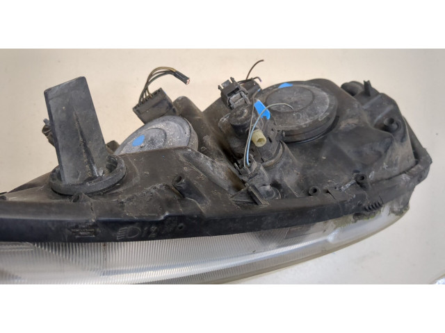 Фара передняя  Renault Scenic 2003-2009 правая 