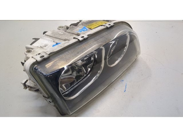 Фара передняя  Volvo S40 / V40 1995-2004 правая 