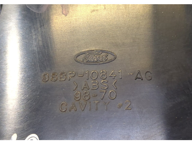 Панель приборов  Ford Cougar            