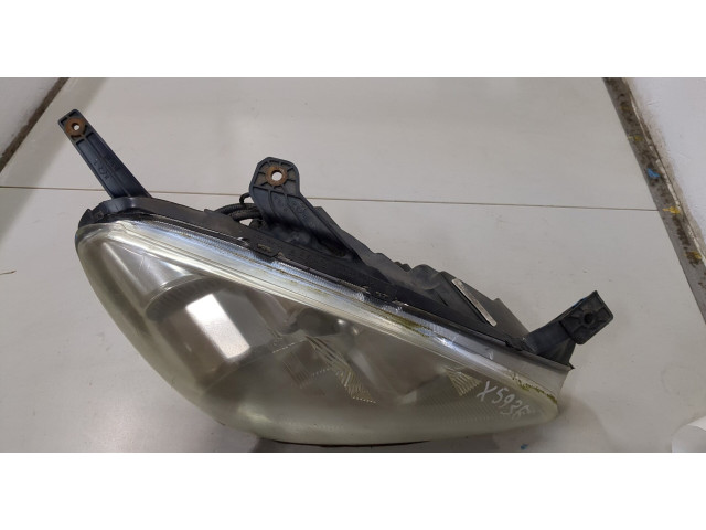 Фара передняя  Honda CR-V 2002-2006 правая 