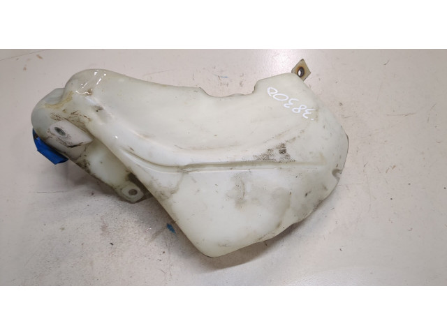 Бачок омывателя  Volkswagen Passat 5 1996-2000      1.6