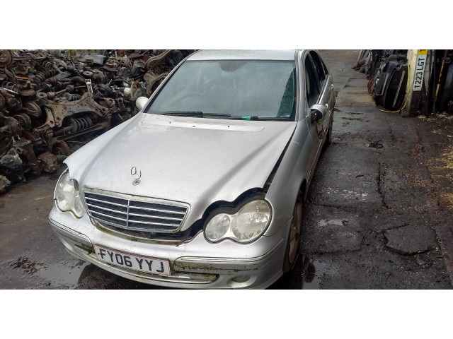 Стойка амортизатора  Mercedes C W203 2000-2007      2.2  дизель