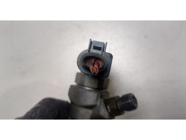 Форсунка топливная  Volkswagen Tiguan 2007-2011    03L130277J     