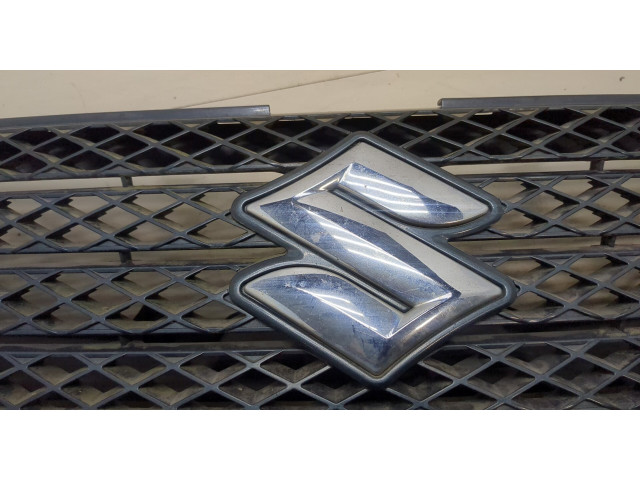 Решетка радиатора  Suzuki Grand Vitara 2005-2015          