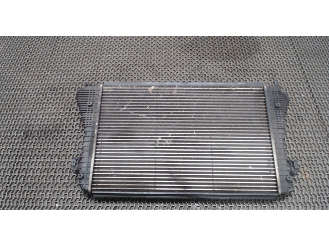 Интеркулер  Volkswagen Golf 5 2003-2009 1.9  1K0145803L    