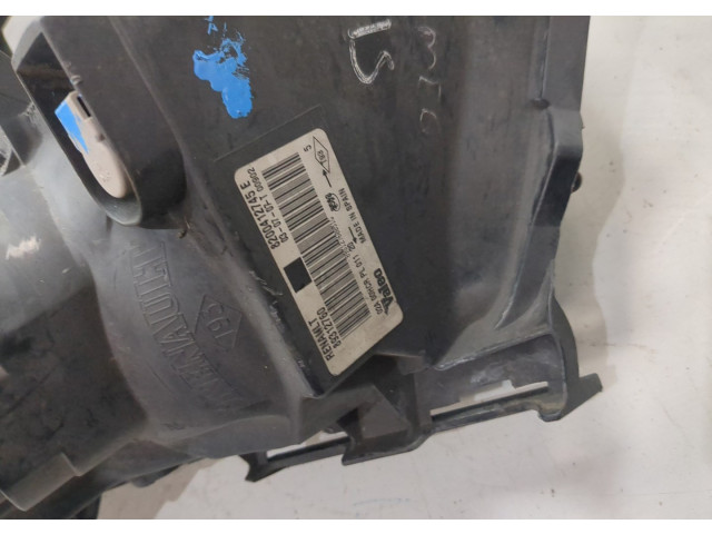 Фара передняя  Renault Megane 2 2002-2009 правая 