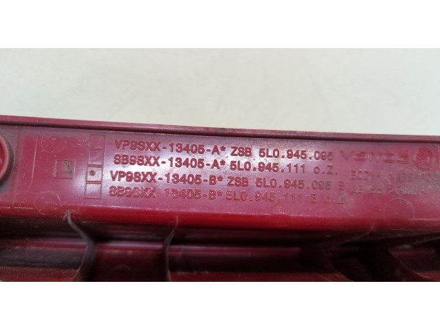 Задний фонарь     5L0945111B     