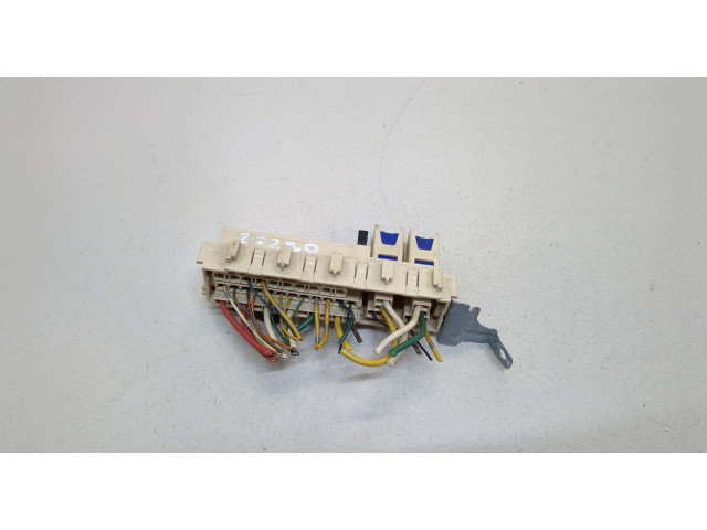 Блок предохранителей  Nissan Micra K12E 2003-2010         