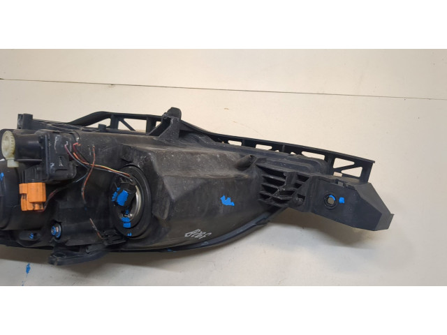 Фара передняя  Mazda 3 (BK) 2003-2009 правая 