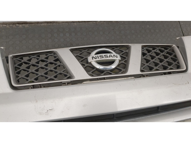 Бампер  Nissan X-Trail (T30) 2001-2006 передний   