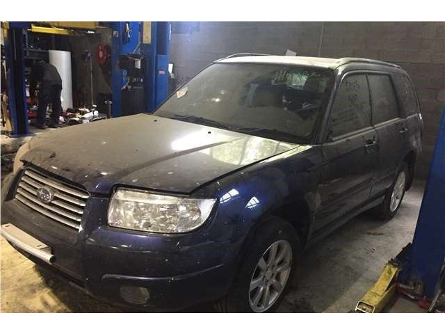 Бампер  Subaru Forester (S11) 2002-2007 задний     57704SA012