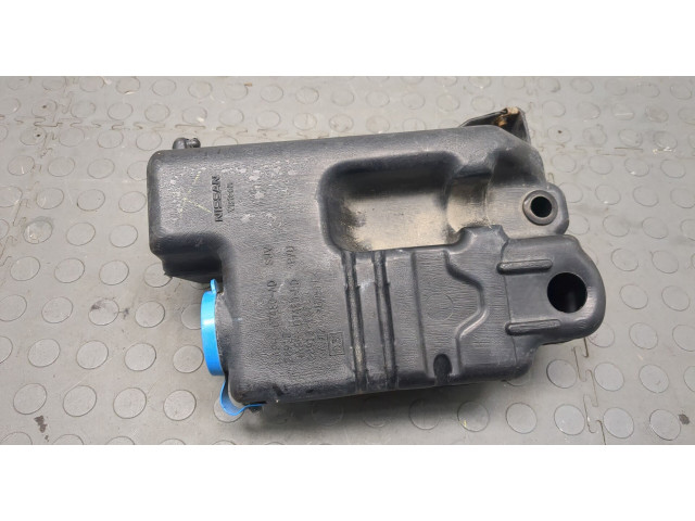 Бачок омывателя  Nissan Armada 2003-2007 289107S000    5.6