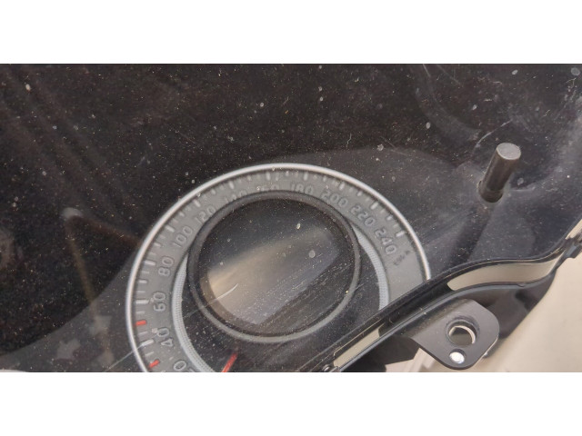 Панель приборов  Toyota Auris E15 2006-2012              Дизель