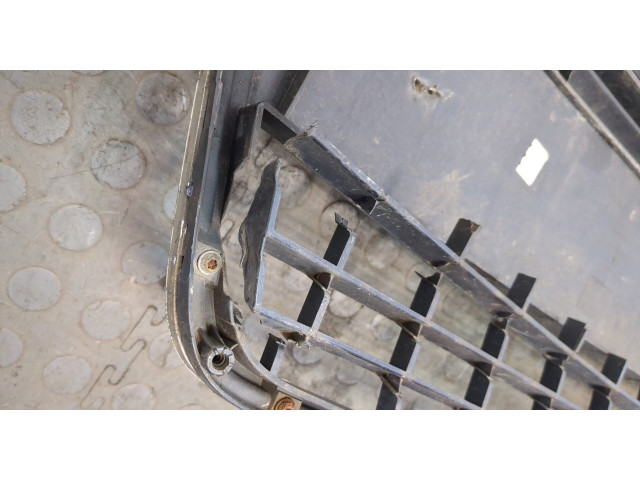 Решетка радиатора  Audi A6 (C6) 2005-2011          4F0853651S