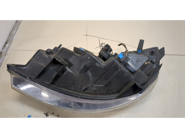 Фара передняя  Renault Scenic 2003-2009 правая 