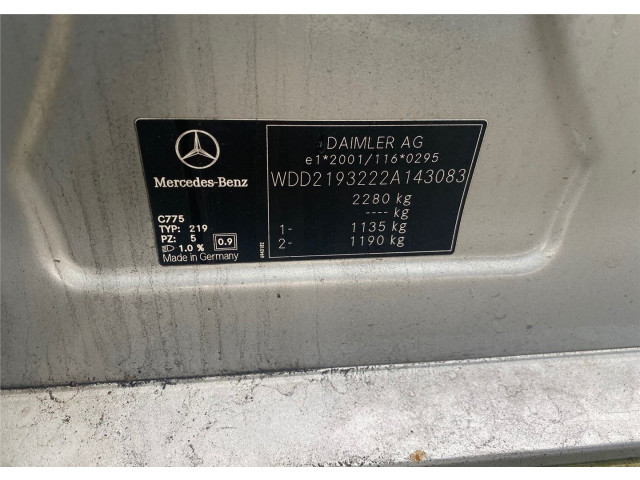 Блок предохранителей  Mercedes CLS C219 2004-2010           3