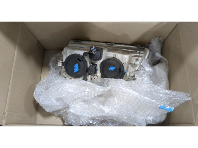Фара передняя  Volvo S40 / V40 1995-2004 правая 